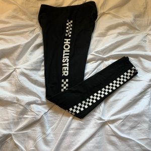 Hollister Black and White Checkered Leggings